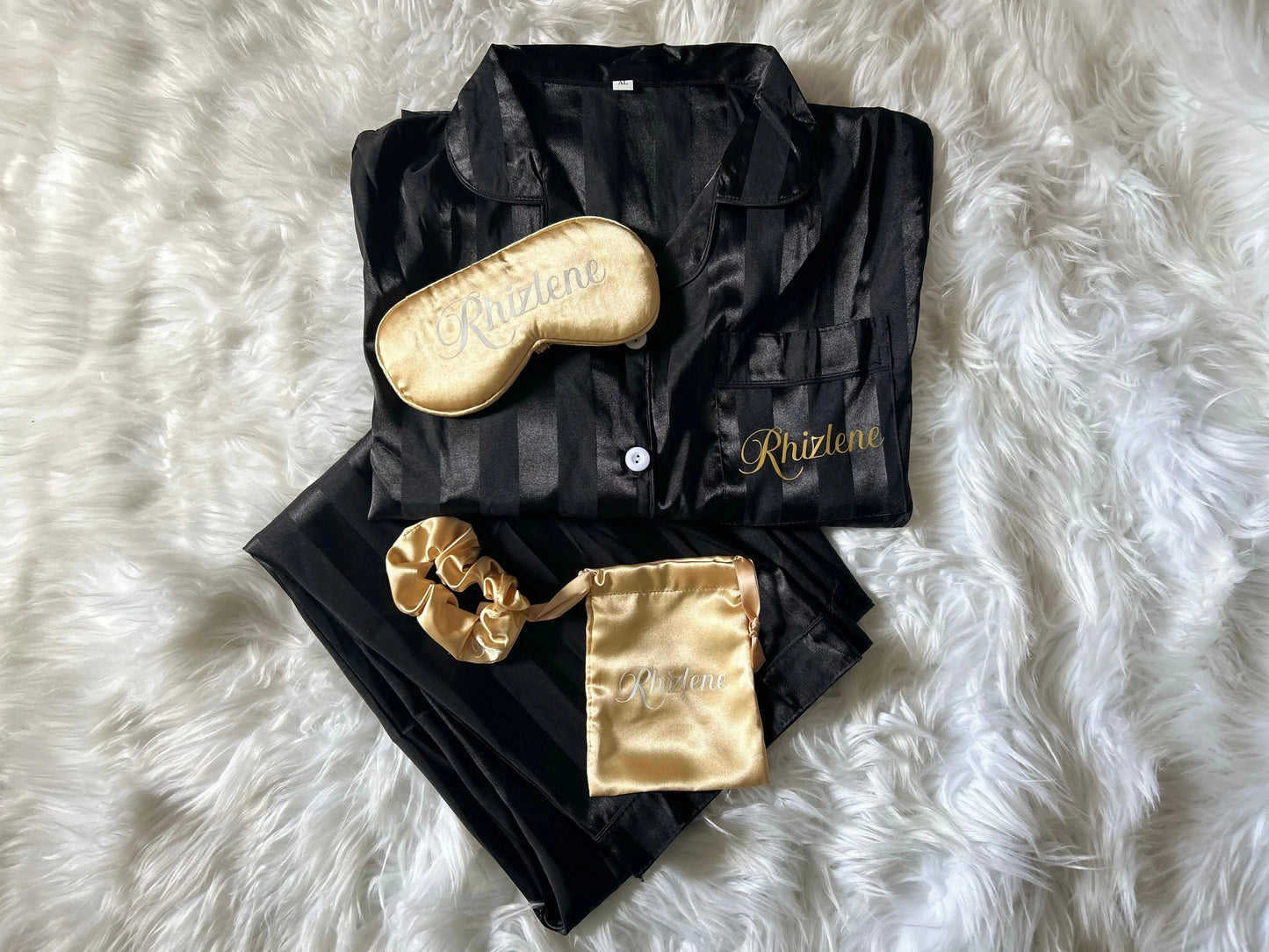 Coffret pyjama en satin personnalisé et masque de nuit rose personnalisé - Confort et Elégance LS CUSTOM